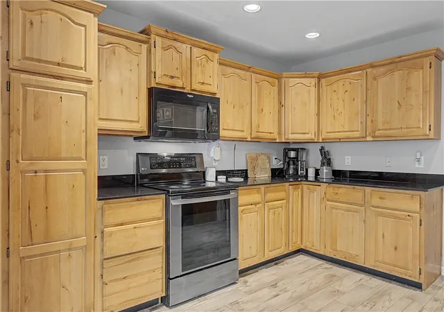 4th image of 3138 Chadwick St, Springdale, AR 72764 | MLS# 1353262