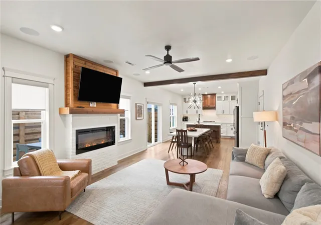 3rd image of 105 Nw Ozark Wy, Bentonville, AR 72712 | MLS# 1352902