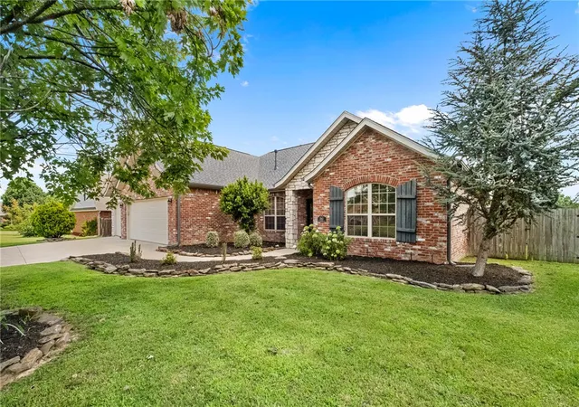 2nd image of 3903 Sycamore St, Bentonville, AR 72713 | MLS# 1351694