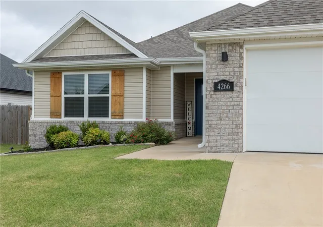 4th image of 4266 W Cactus Pl, Fayetteville, AR 72704 | MLS# 1353066