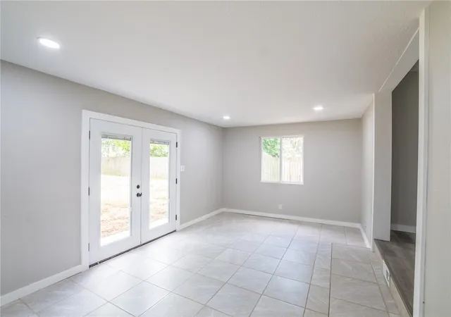Homes for sale in Siloam Springs, AR | 217 S Skilern St, Siloam Springs, AR 72761 | MLS# 1353079