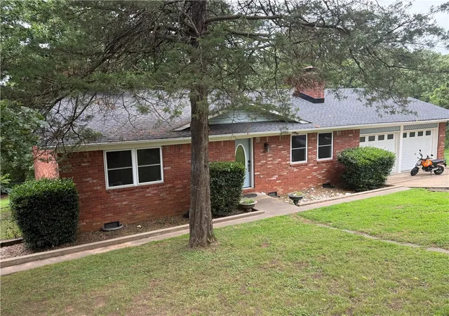 Homes for sale in Russellville, AR | 207 W 23rd St, Russellville, AR 72801 | MLS# 1353362