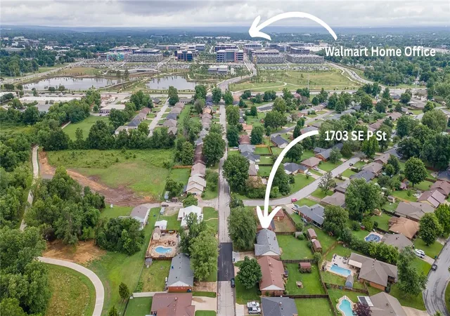 Homes for sale in Bentonville, AR | 1703 Se P St, Bentonville, AR 72712 | MLS# 1353202