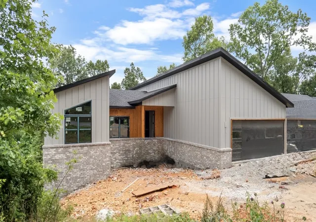 3rd image of 41 Hollow Way Dr, Bella Vista, AR 72715 | MLS# 1353289
