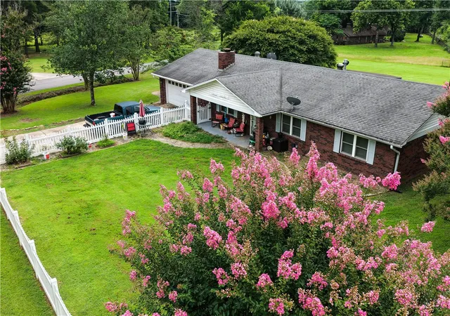 Homes for sale in Russellville, AR | 701 Hamilton Cvs, Russellville, AR 72802 | MLS# 1353422