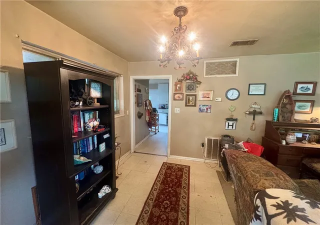 Photo 4 of Sale Pending at 403 E 13th Street, Russellville, AR 72801 | MLS# 1353108 | Listing updated on 2026-06-29