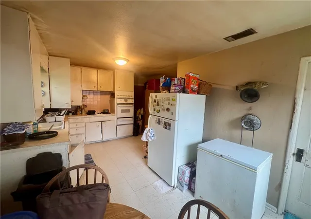 Photo 5 of Sale Pending at 403 E 13th Street, Russellville, AR 72801 | MLS# 1353108 | Listing updated on 2026-06-29