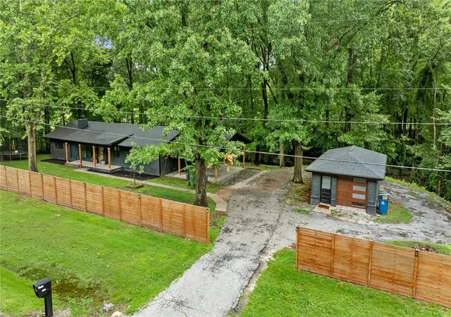 Homes for sale in Pea Ridge, AR | 1286 S Curtis Ave, Pea Ridge, AR 72751 | MLS# 1353040