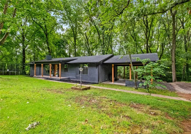 Homes for sale in Pea Ridge, AR | 1286 S Curtis Ave, Pea Ridge, AR 72751 | MLS# 1353040