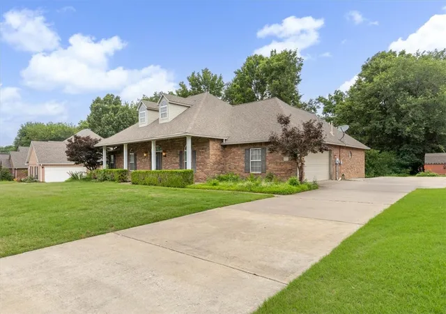 3rd image of 2252 Waverly Ave, Springdale, AR 72762 | MLS# 1353159