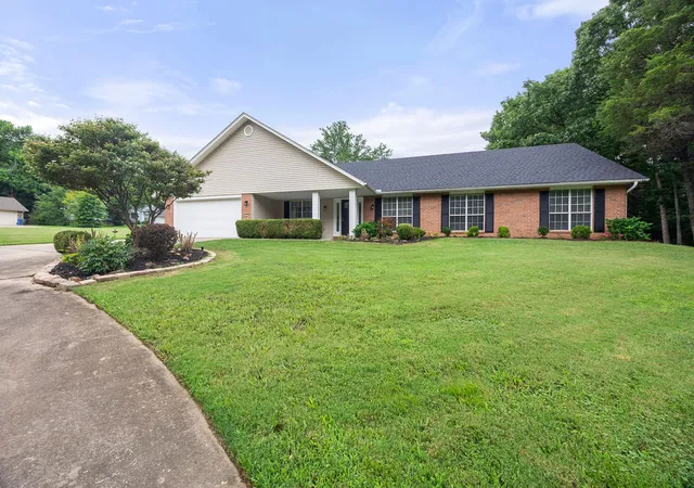 2nd image of 2362 Kantz Ln, Fayetteville, AR 72703 | MLS# 1353107