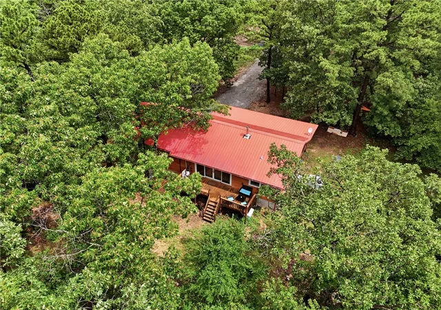 Homes for sale in Eureka Springs, AR | 305 County Road 2664, Eureka Springs, AR 72631 | MLS# 1353429