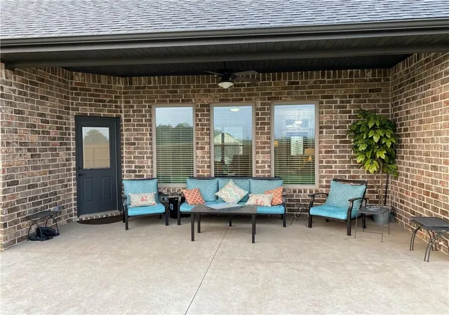 Photo 21 of Single family home for sale at 520 Chaparral St, Centerton, AR 72719 | MLS# 1353355 | Listing updated on 2026-06-26