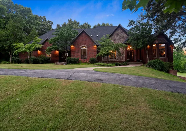 2nd image of 3937 Savannah Dr, Harrison, AR 72601 | MLS# 1352779