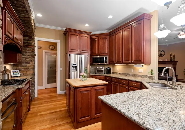 Photo 4 of Single family home for sale at 3937 Savannah Dr, Harrison, AR 72601 | MLS# 1352779 | Listing updated on 2026-06-30