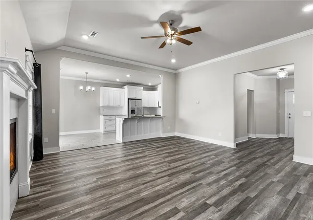 Photo 3 of Single family home for sale at 889 Fair Oaks St, Tontitown, AR 72762 | MLS# 1353417 | Listing updated on 2026-07-12