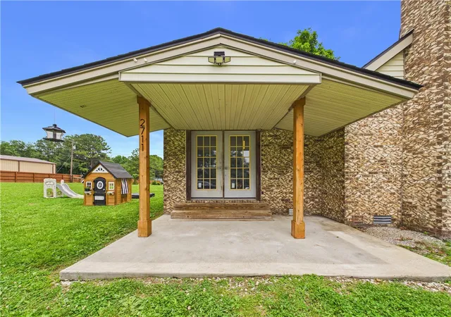 2nd image of 2711 Aspen Ln, Rogers, AR 72758 | MLS# 1353461