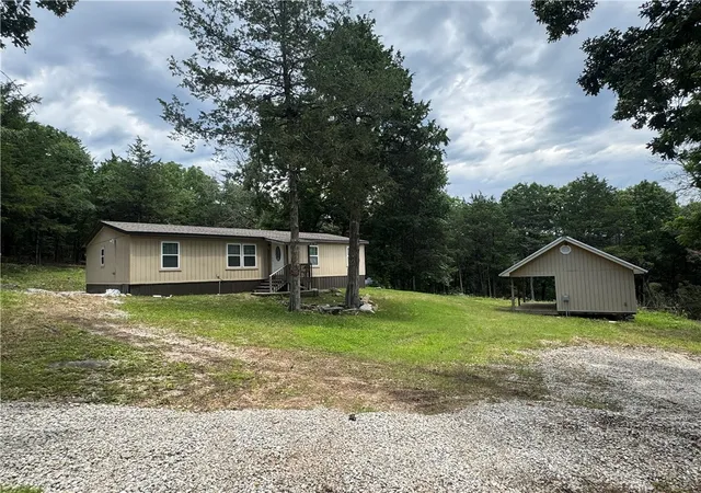 2nd image of 481 County Road 6561, Berryville, AR 72616 | MLS# 1353487
