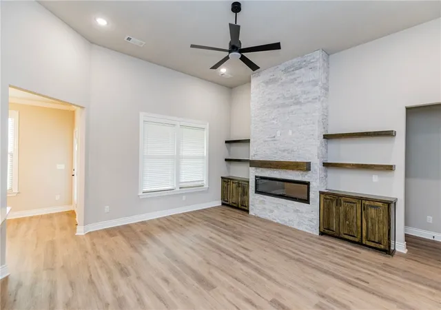 Photo 3 of Single family home for sale at 6605 Sw Basswood, Bentonville, AR 72713 | MLS# 1352871 | Listing updated on 2026-08-03