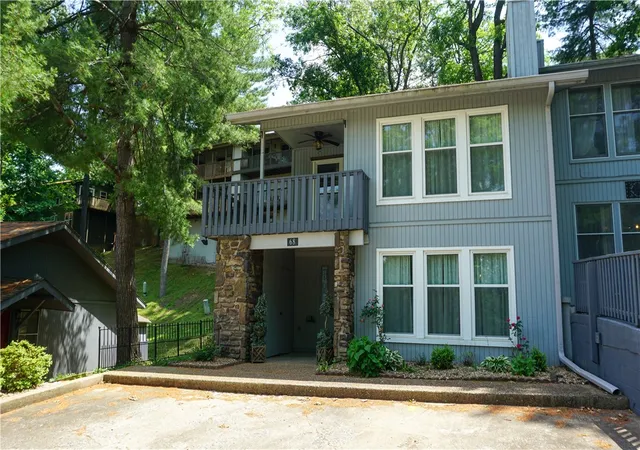 Photo 2 of Townhouse for sale at 68 Dogwood Dr, Bella Vista, AR 72715 | MLS# 1353551 | Listing updated on 2026-07-08