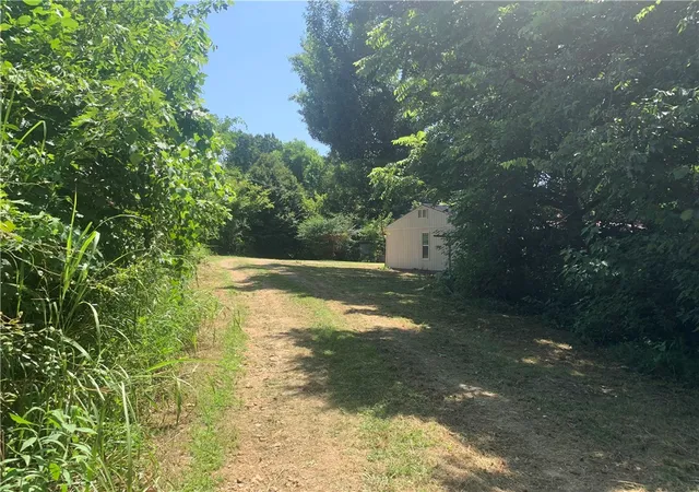 12th image of 2422 N Hayden Rd, Pea Ridge, AR 72751 | MLS# 1353436