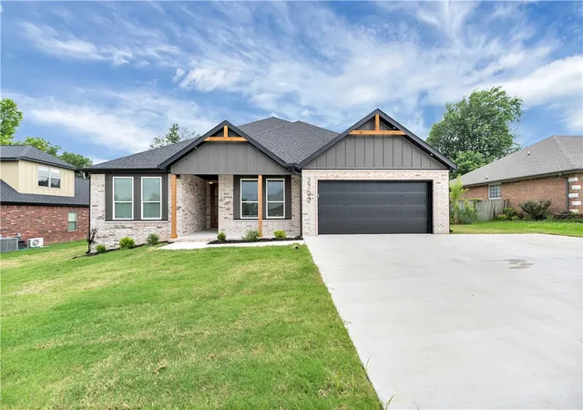 30th image of 2702 Cortney Cir, Siloam Springs, AR 72761 | MLS# 1353572