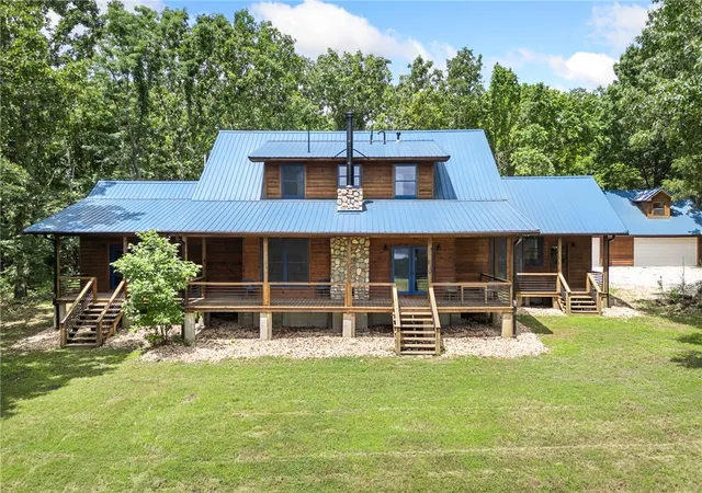 2nd image of 20194 Horseshoe Bend Rd, Lead Hill, AR 72644 | MLS# 1351897