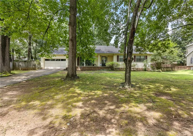 Homes for sale in Harrison, AR | 404 Huntington Pl, Harrison, AR 72601 | MLS# 1353536