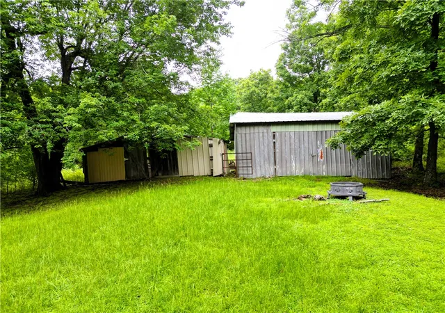 5th image of 9005 Rackley Mountain Rd, Chester, AR 72934 | MLS# 1353592