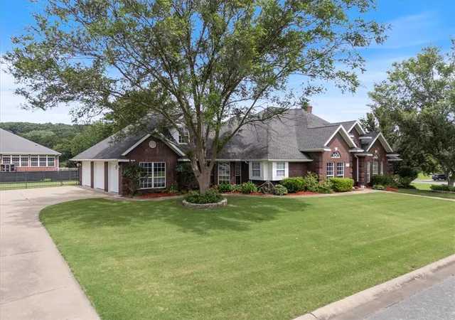2nd image of 13331 Fairway Ct, Siloam Springs, AR 72761 | MLS# 1353618