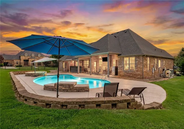 Homes for sale in Elm Springs, AR | 1255 Edinburgh Loop, Elm Springs, AR 72762 | MLS# 1353623
