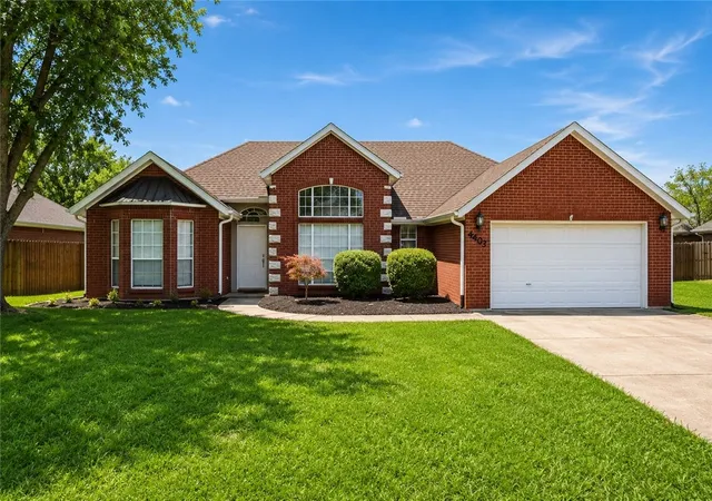 Single family home for sale at 4403 W Bell Flower Dr, Fayetteville, AR 72704 | MLS# 1352573