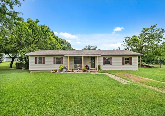 2nd image of 4270 Reed Ave, Lowell, AR 72745 | MLS# 1353643