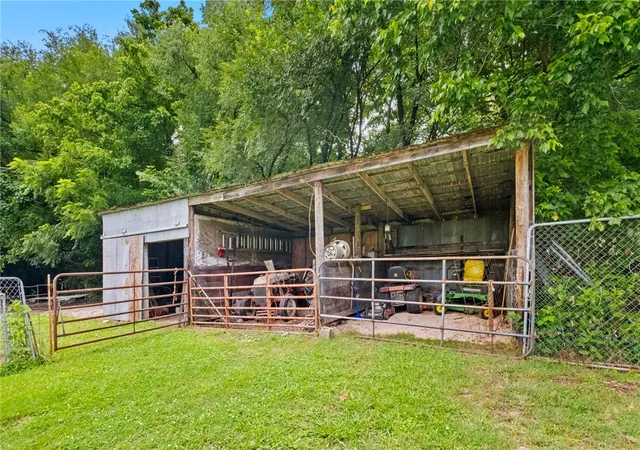 35th image of 4270 Reed Ave, Lowell, AR 72745 | MLS# 1353643