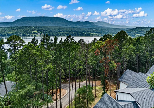 Homes for sale in Dardanelle, AR | 11320 Bay Ridge Dr, Dardanelle, AR 72834 | MLS# 1353649