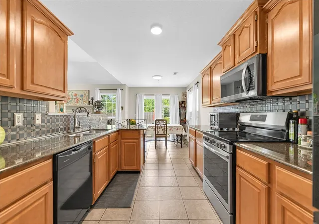 3rd image of 3002 Arkansas St, Rogers, AR 72758 | MLS# 1353683