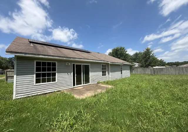 12th image of 1324 Hackberry Pl, Elkins, AR 72727 | MLS# 1353661