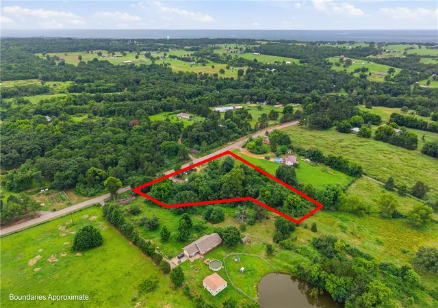 Homes for sale in Alma, AR | 3117 Freedom Valley Rd, Alma, AR 72921 | MLS# 1353476