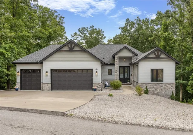 1st image of 40 Stonehaven Dr, Bella Vista, AR 72715 | MLS# 1352129