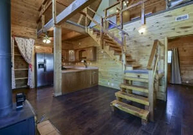 Homes for sale in Cassville, MO | 19005 Farm Road 1170, Cassville, MO 65625 | MLS# 1353748