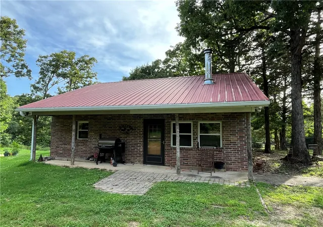 1st image of 11804 Centerpoint Church Rd, Prairie Grove, AR 72753 | MLS# 1353717