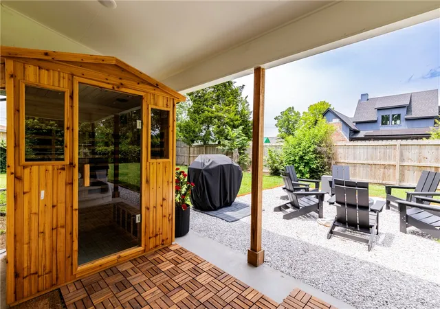 Photo 5 of Single family home for sale at 810 NW Carson Dr, Bentonville, AR 72712 | MLS# 1353566 | Listing updated on 2026-06-30