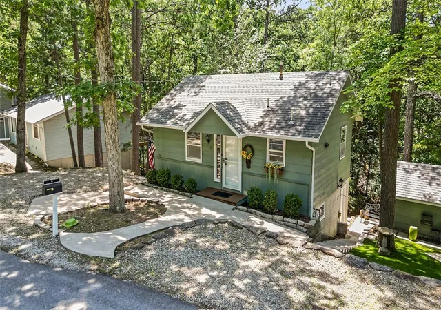 2nd image of 36 E Mountain Dr, Eureka Springs, AR 72632 | MLS# 1353687