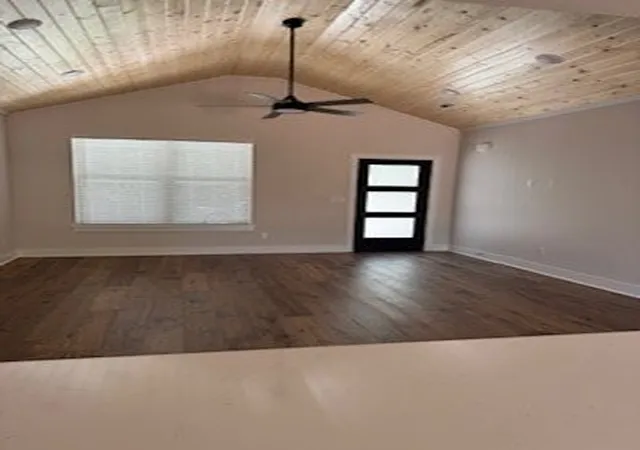 2nd image of 33 Hartlepool Dr, Bella Vista, AR 72715 | MLS# 1353591