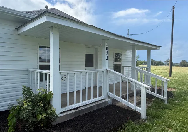 2nd image of 1033 N West Ave, Lincoln, AR 72744 | MLS# 1353798