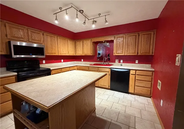 Photo 3 of Single family home for sale at 455 Mc 7013, Flippin, AR 72634 | MLS# 1353805 | Listing updated on 2026-07-22