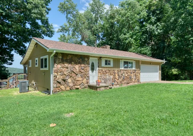 Homes for sale in Eureka Springs, AR | 122 Ridge Rd, Eureka Springs, AR 72631 | MLS# 1353791
