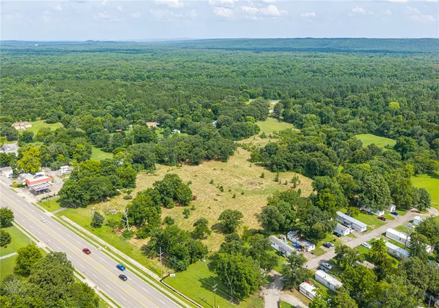 2nd image of 35 Graham St, Lavaca, AR 72941 | MLS# 1353728