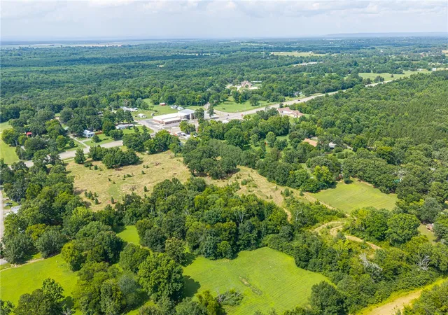 5th image of 35 Graham St, Lavaca, AR 72941 | MLS# 1353728