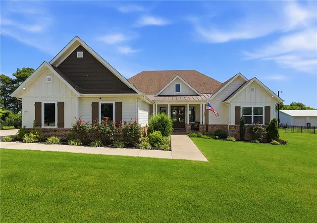 Homes for sale in Farmington, AR | 13615 Bethel Blacktop Rd, Farmington, AR 72730 | MLS# 1353078